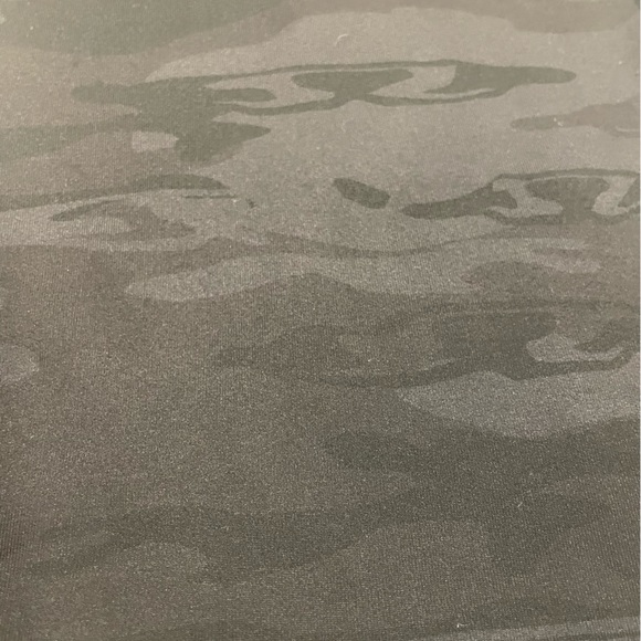 Lululemon Tank - Picture 6 of 7